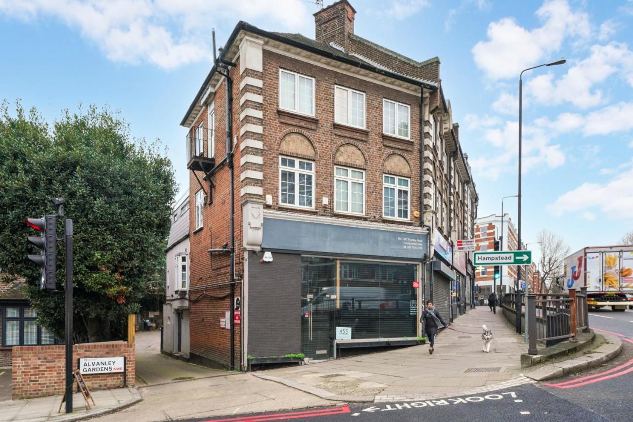 London'S Boutique Studio Exterior photo